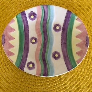 4 Easter egg shaped plates